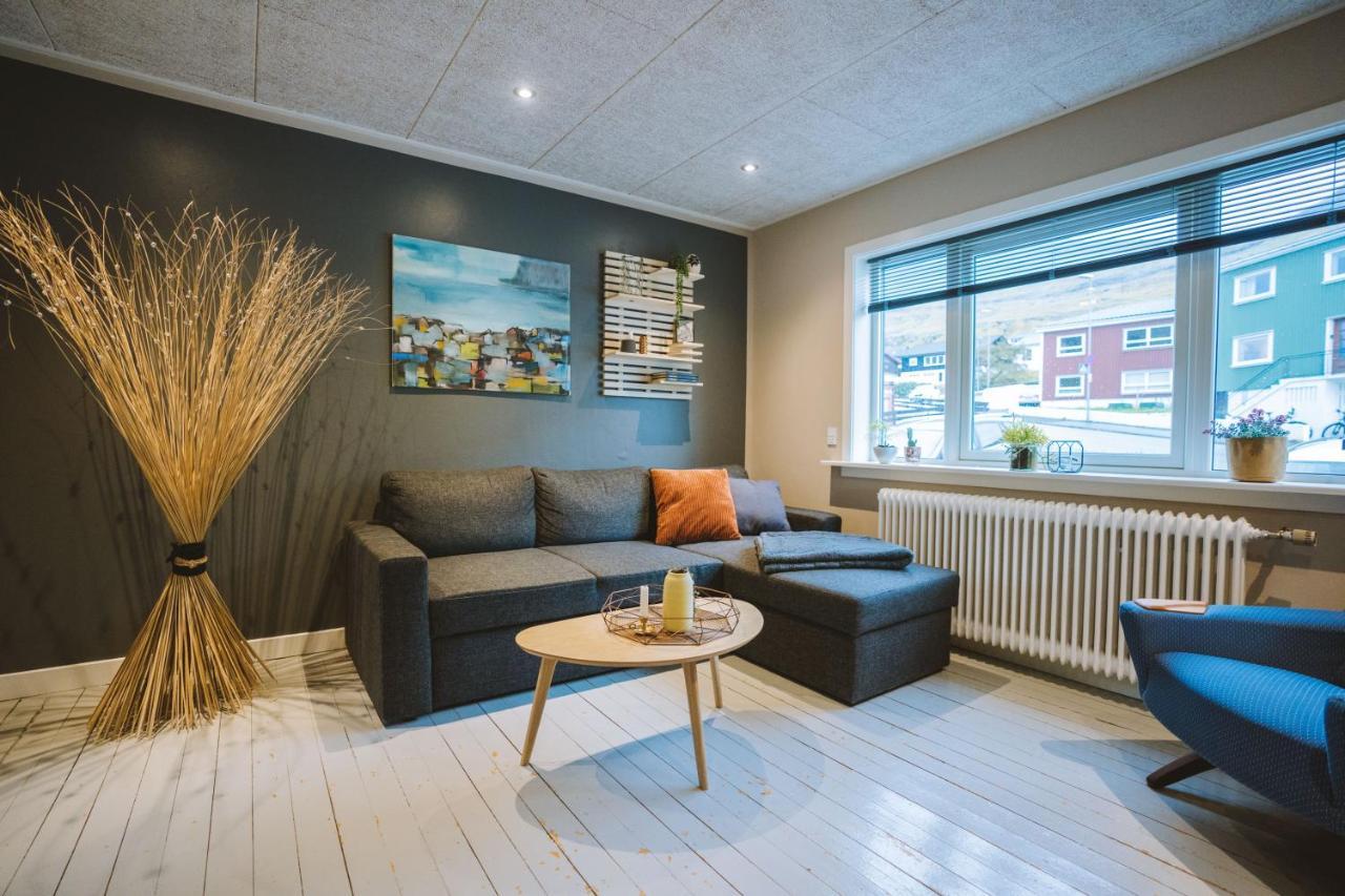 Brekkustova - Modern, Cosy And Spacious Apartment Klaksvík Exteriör bild
