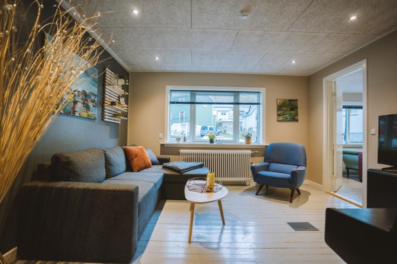 Brekkustova - Modern, Cosy And Spacious Apartment Klaksvík Exteriör bild