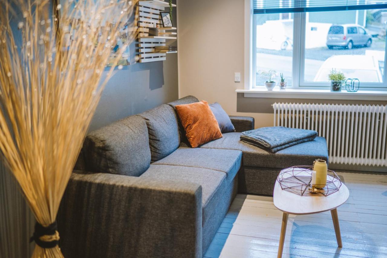 Brekkustova - Modern, Cosy And Spacious Apartment Klaksvík Exteriör bild